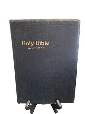 Vintage Holy Bible Old and New Testament, Self-Pronouncing Red Letter Edition